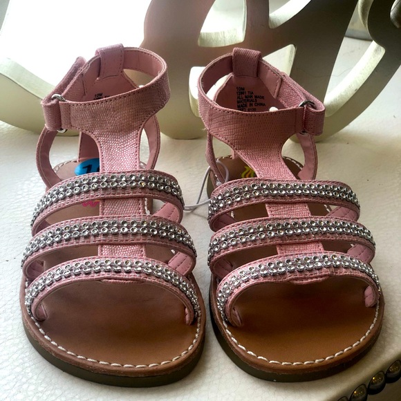 Little girls size 10 Pink embellished sandal NWOT - Picture 1 of 5